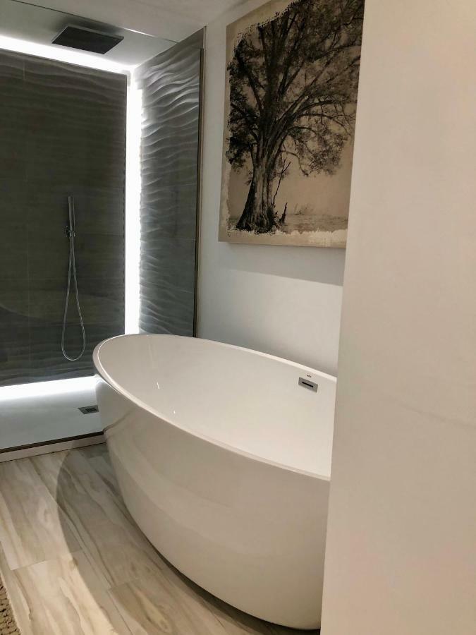 Luxury Apartment In La Isla, Walking Distance To Puerto Banus 마르베야 외부 사진