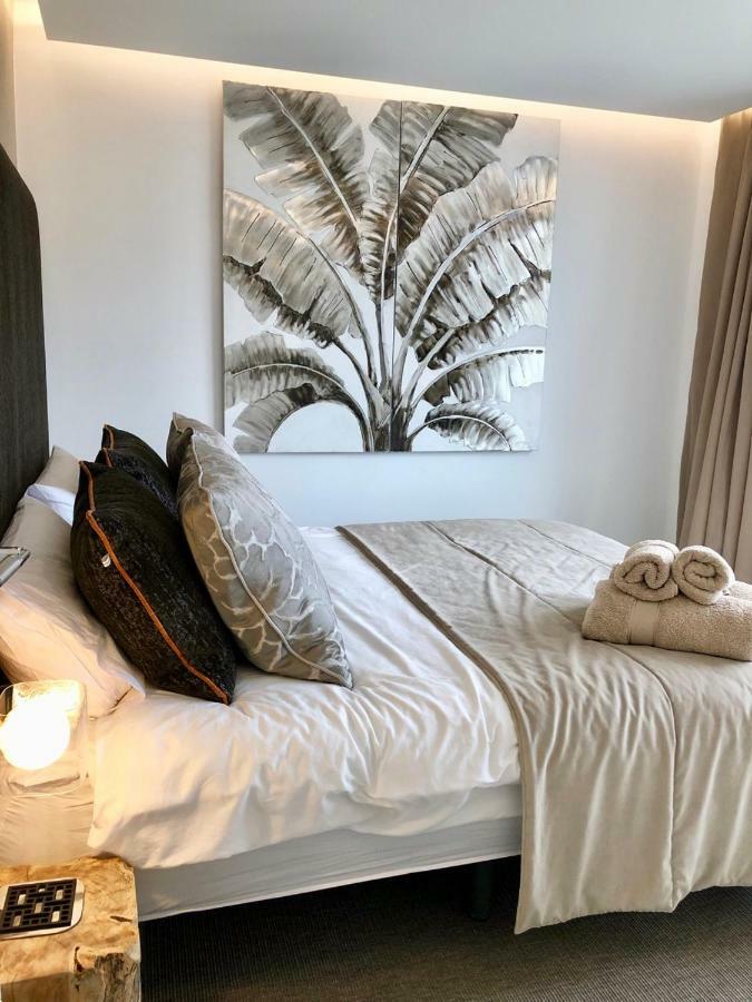 Luxury Apartment In La Isla, Walking Distance To Puerto Banus 마르베야 외부 사진